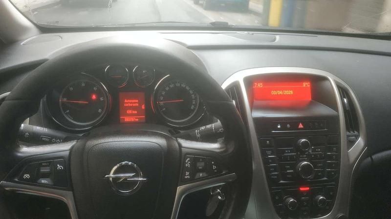 Usata Opel Astra Enjoy 110 CV (80 kW) 2012 Station wagon