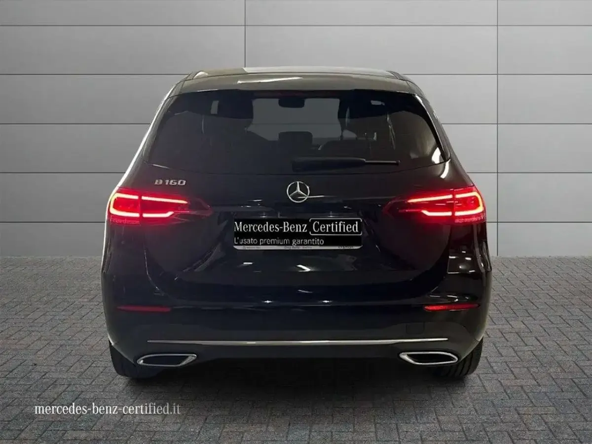 Usata Mercedes B160 109 CV (80 kW) 2022 Nero Utilitaria