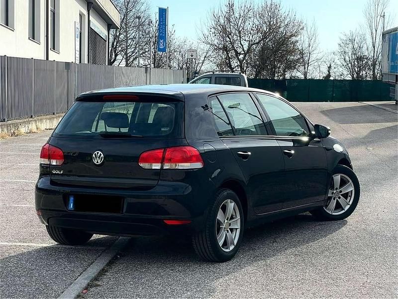 Usata VW Golf VI 86 CV (63 kW) 2011 Nero Utilitaria