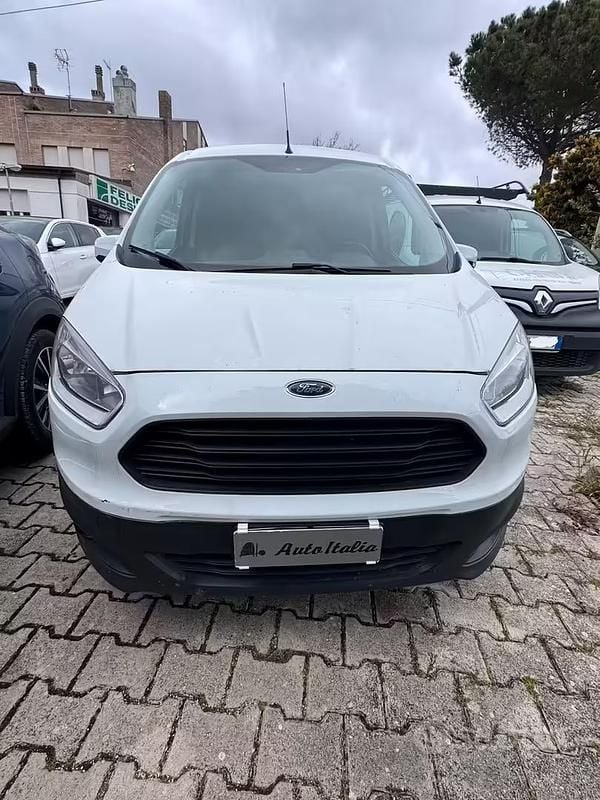 Usata Ford Courier 75 CV (55 kW) 2018 Bianco Monovolume