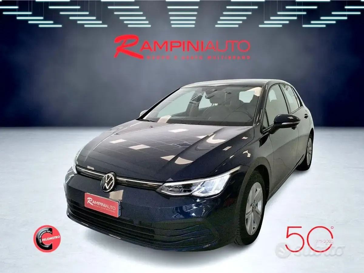 Begagnad VW Golf VII 116 HK (85 kW) 2021 Blå Halvkombi