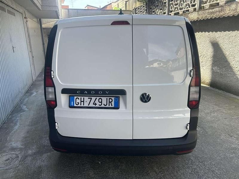 Usata VW Caddy 102 CV (75 kW) 2022 Bianco Monovolume