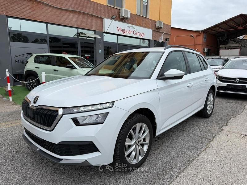 Usata Skoda Kamiq Ambition 110 CV (80 kW) 2022 Bianco SUV