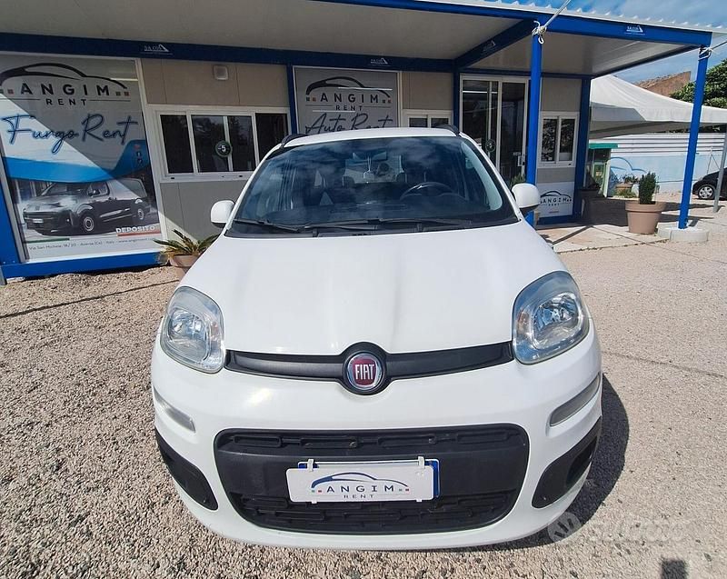 Usata Fiat Panda 4x4 S 95 CV (69 kW) 2018 Bianco Utilitaria