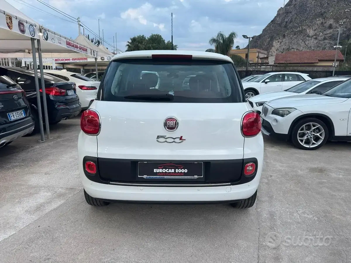 Usata Fiat 500L Lounge 105 CV (77 kW) 2014 Bianco Monovolume