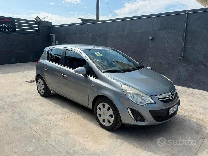 Occasion Opel Corsa Cosmo 75 ch (55 kW) 2011 Gris Citadine