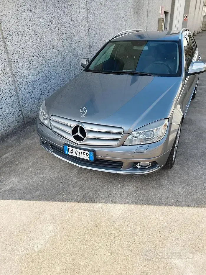 Usata Mercedes C220 170 CV (125 kW) 2008 Grigio Station wagon