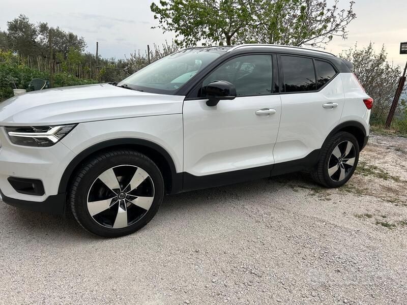 Usata Volvo XC40 150 CV (110 kW) 2018 SUV