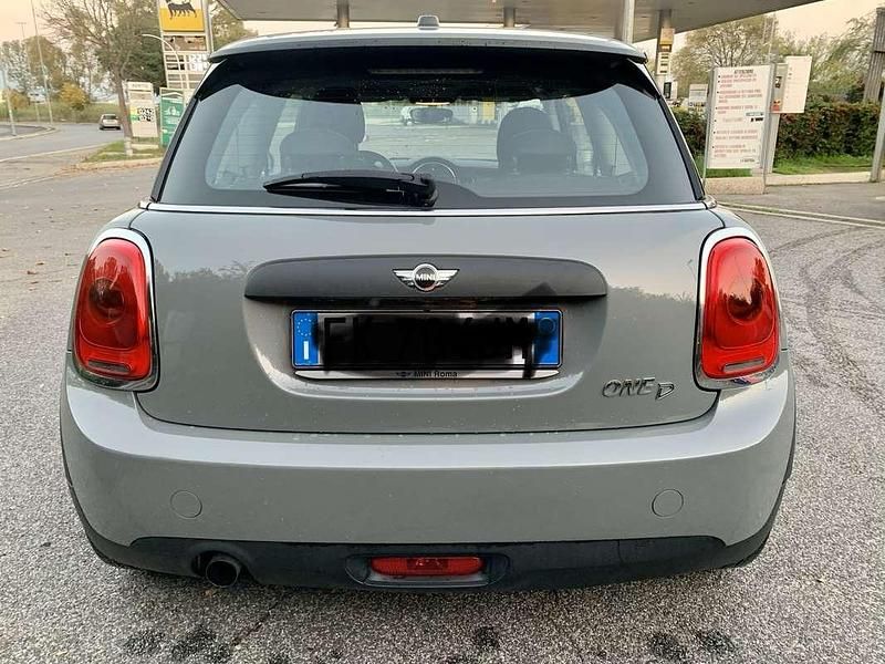 Usata Mini One D 95 CV (69 kW) 2017 Grigio Utilitaria
