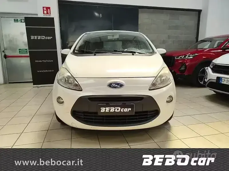 Usata Ford Ka Titanium 69 CV (50 kW) 2010 Bianco Utilitaria