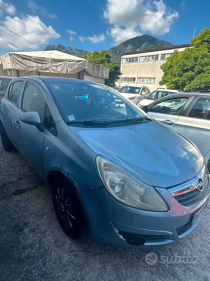 Usata Opel Corsa 75 CV (55 kW) 2008 Grigio Utilitaria