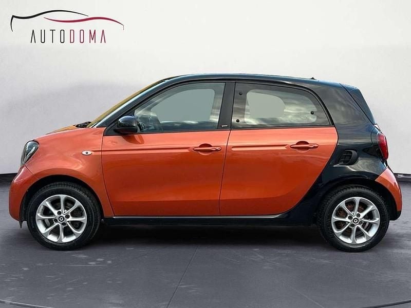 Arancione Usata 2015 Smart ForFour Edition #1 Utilitaria | 9500 € (Buon prezzo) - Immagine 1/4