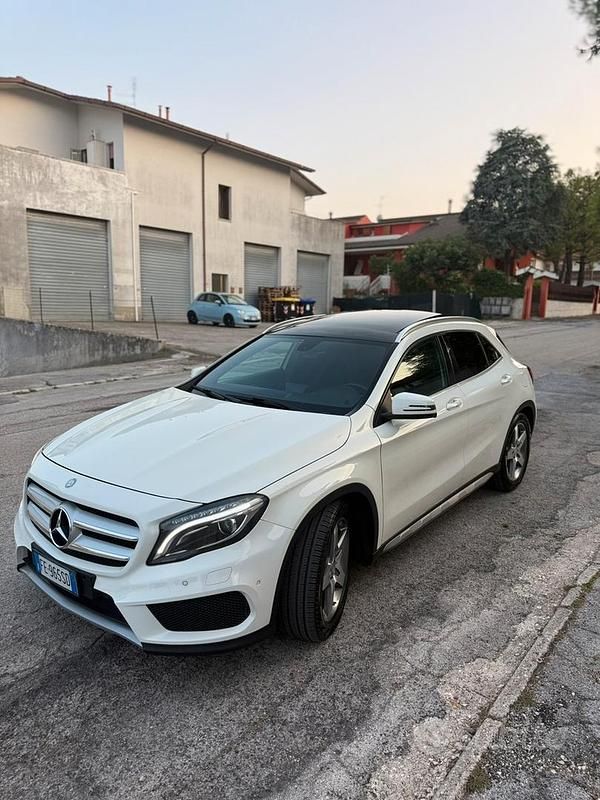 Usata Mercedes GLA220 2015 SUV