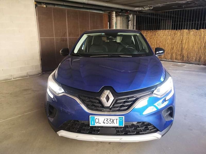 Usata Renault Captur Equilibre 91 CV (66 kW) 2023 Blu/azzurro SUV