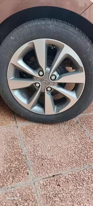 Usata Hyundai i20 75 CV (55 kW) 2019 Marrone Utilitaria