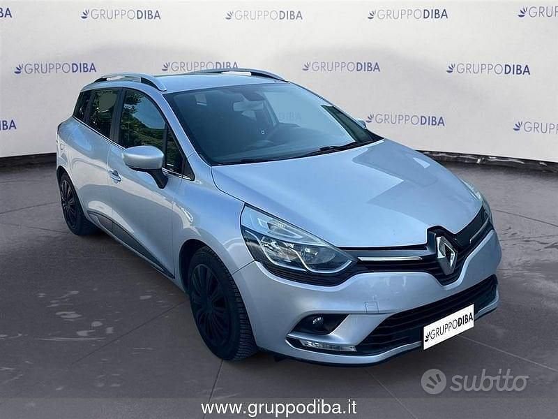 Usata Renault Clio GrandTour Zen 90 CV (66 kW) 2017 Grigio Station wagon