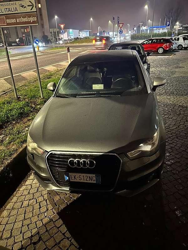 Usata Audi A1 Ambition 105 CV (77 kW) 2011 Grigio Utilitaria