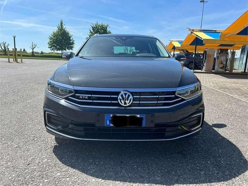 Usata VW Passat GTE 156 CV (114 kW) 2019 Station wagon