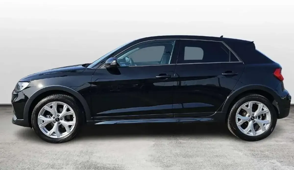Usado Audi A1 S-Line 150 CV (110 kW) 2024 Negro SUV