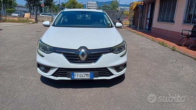 Usata Renault Mégane GrandTour Intens 131 CV (96 kW) 2019 Bianco Station wagon