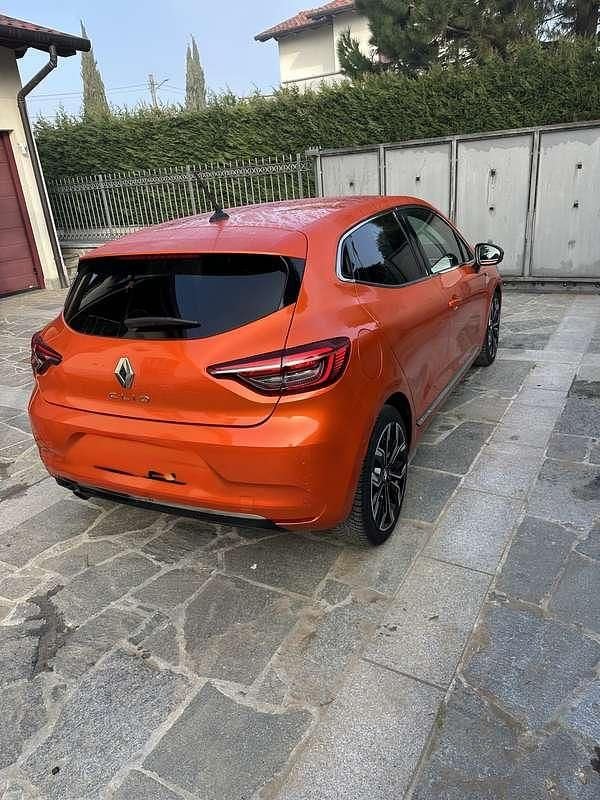 Usata Renault Clio V Edition One 101 CV (74 kW) 2020 Arancione Berlina
