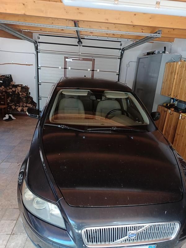 Usata Volvo V50 136 CV (100 kW) 2003 Nero Station wagon