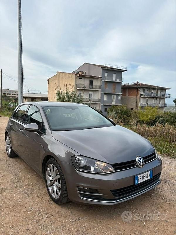 Usata VW Golf VII 110 CV (80 kW) 2016 Grigio Berlina
