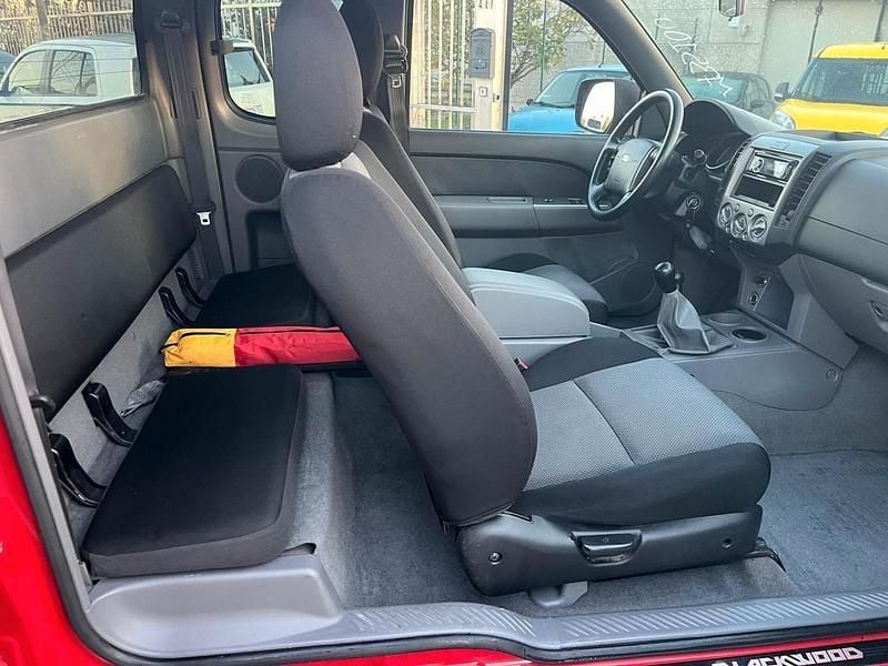 Usata Ford Ranger XL 143 CV (105 kW) 2008 Rosso Pick-up
