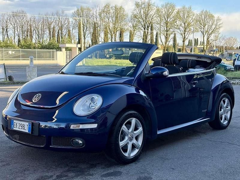 Usata VW New Beetle 105 CV (77 kW) 2010 Other Utilitaria