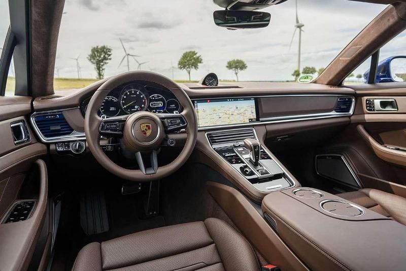 Usata Porsche Panamera 330 CV (242 kW) 2019 Blu/azzurro Berlina