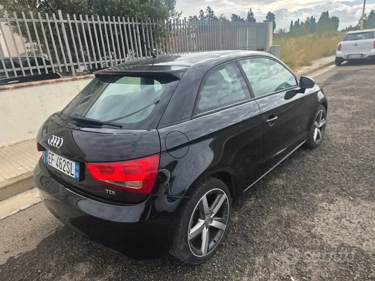 Usata Audi A1 Ambition 105 CV (77 kW) 2011 Nero Utilitaria