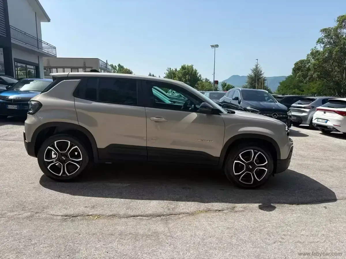 Usata Jeep Avenger Summit 101 CV (74 kW) 2025 Giallo SUV
