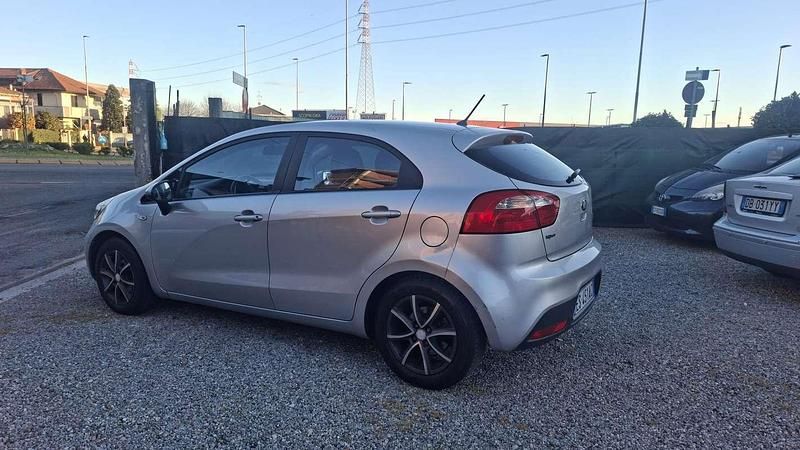 Usata Kia Rio City 86 CV (63 kW) 2013 Berlina