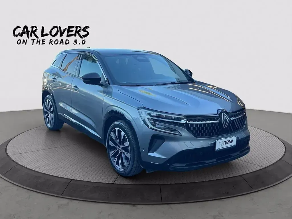 Usata Renault Austral Techno 200 CV (147 kW) 2023 Grigio chiaro SUV