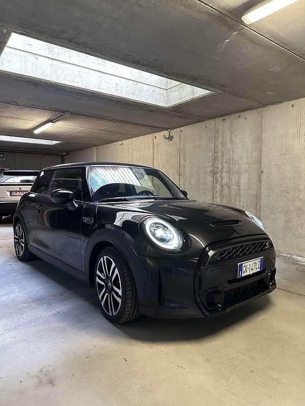 Usata Mini Cooper S Business 178 CV (130 kW) 2022 Nero Utilitaria