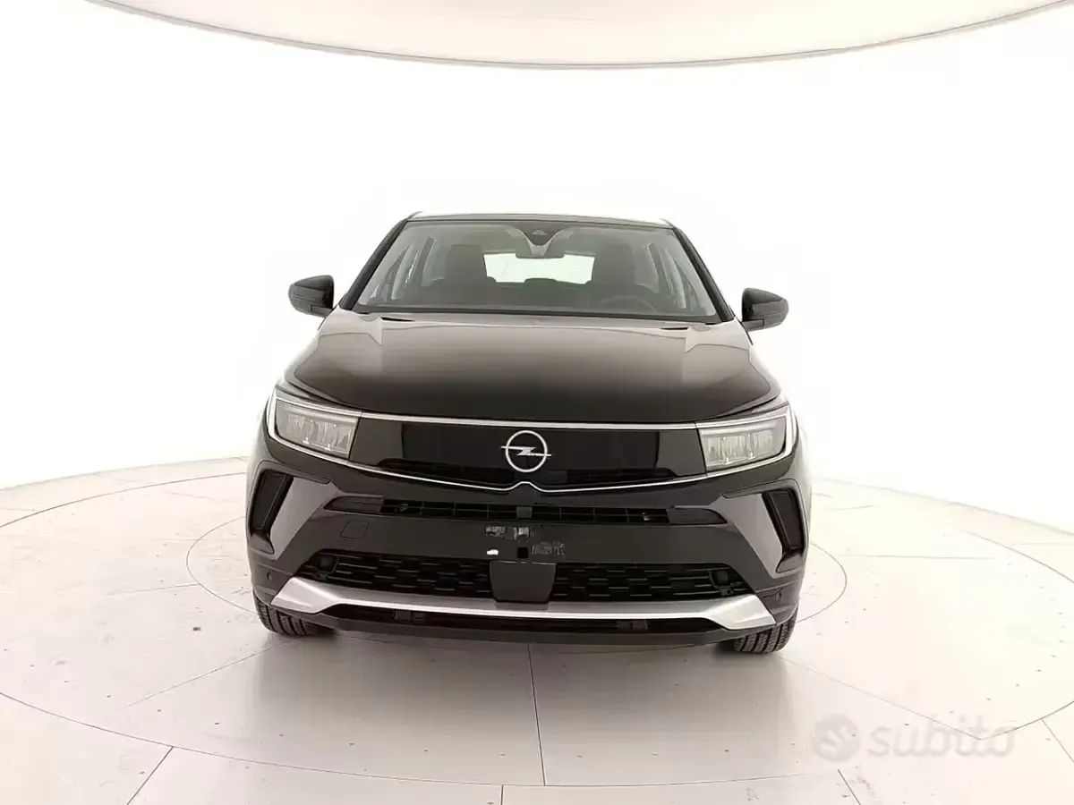 Usata Opel Grandland X Edition 131 CV (96 kW) 2024 Nero SUV