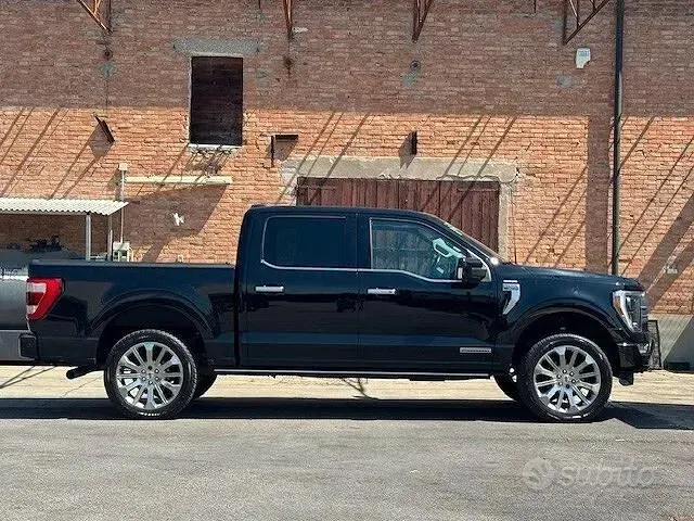 Usata Ford F-150 Limited 430 CV (316 kW) 2022 Nero Pick-up
