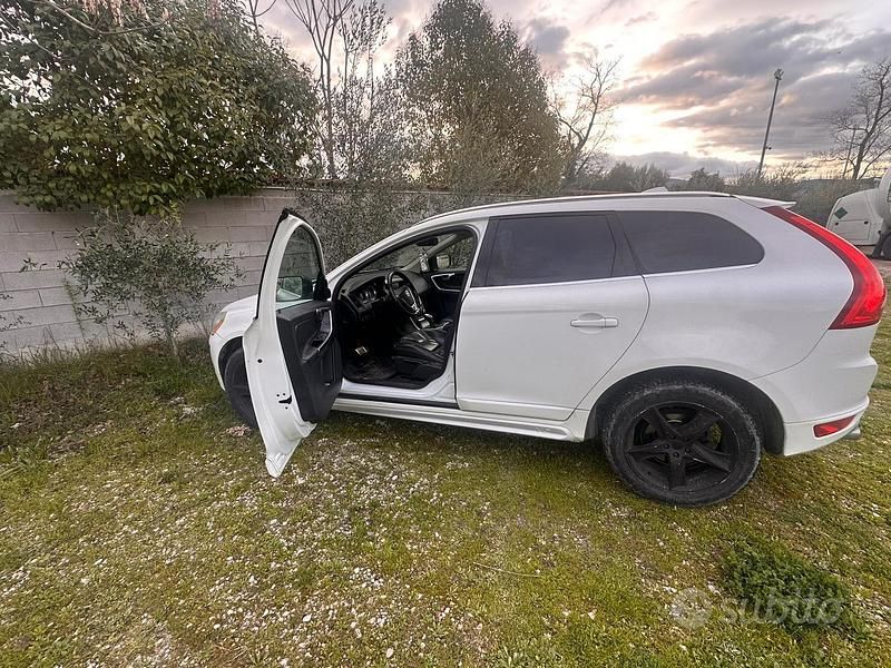 Usata Volvo XC60 163 CV (119 kW) 2013 Bianco SUV