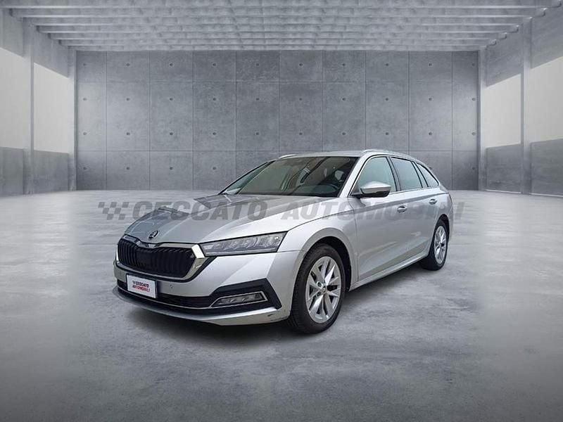 Usata Skoda Felicia Style 116 CV (85 kW) 2023 Argento Station wagon