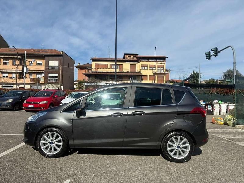 Usata Ford B-MAX Titanium 75 CV (55 kW) 2017 Grigio Monovolume