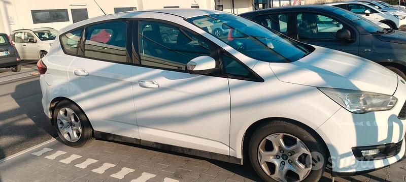 Usata Ford C-MAX 95 CV (69 kW) 2016 Bianco Monovolume