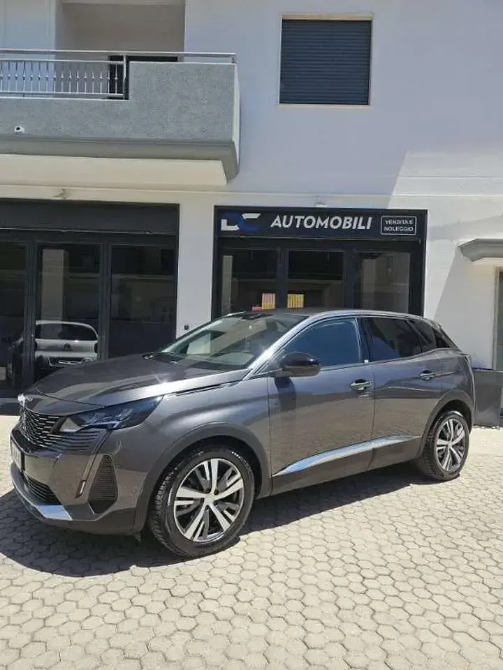 Usata Peugeot 3008 Allure 131 CV (96 kW) 2022 Other SUV