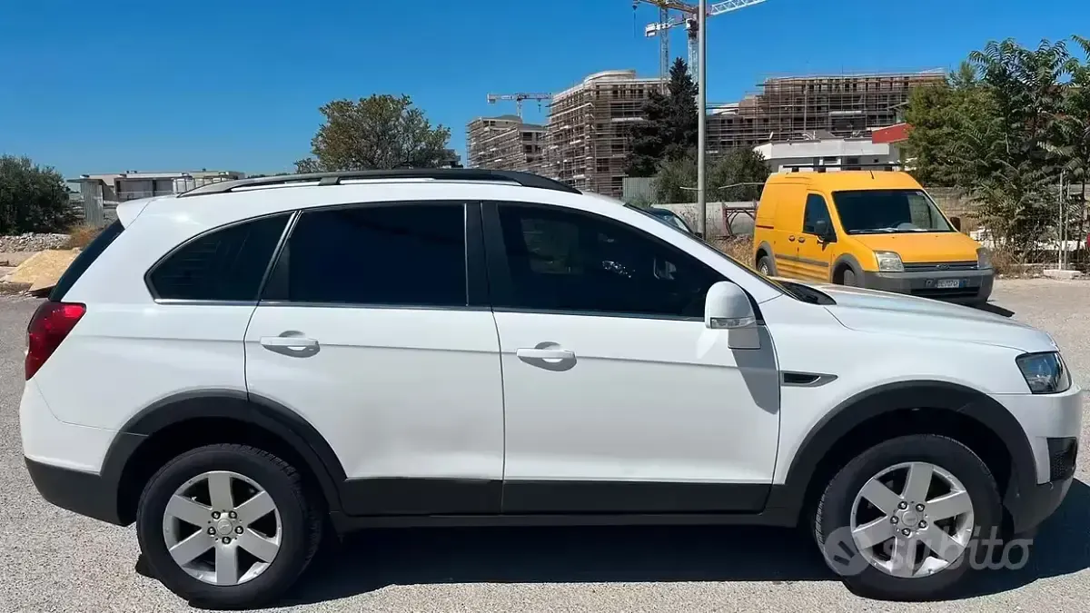 Usata Chevrolet Captiva 163 CV (119 kW) 2013 Bianco SUV