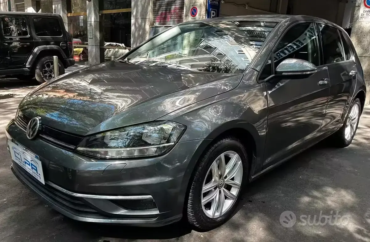 Usata VW Golf VII Business 116 CV (85 kW) 2018 Grigio Berlina