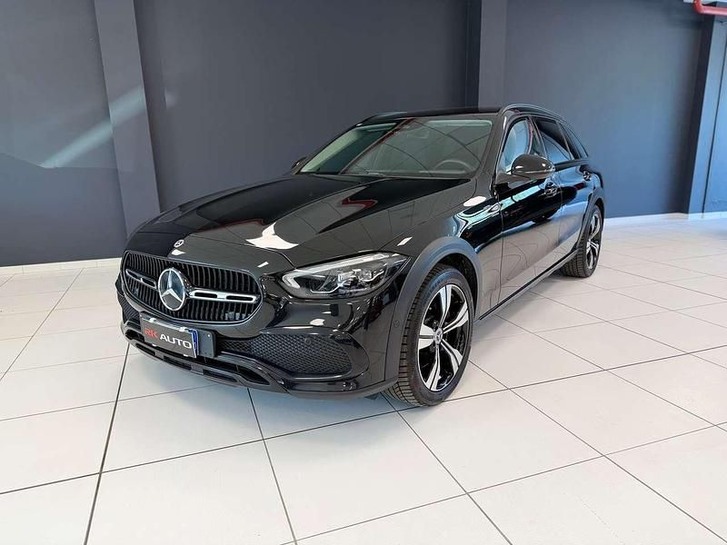 Usata Mercedes C220 Premium 200 CV (147 kW) 2022 Nero Station wagon