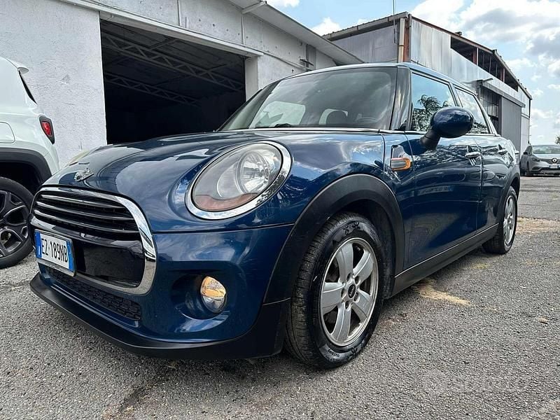 Blu/azzurro Usata 2015 Mini Cooper Utilitaria | 8500 € (Buon prezzo) - Immagine 1/4