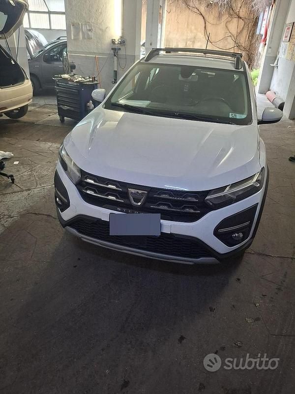 Usata Dacia Sandero Stepway 90 CV (66 kW) 2022 Bianco Berlina
