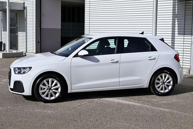 Usata Audi A1 Sportback Business 116 CV (85 kW) 2025 Bianco Utilitaria