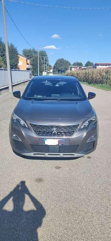 Grigio Usata 2018 Peugeot 3008 GT-line SUV | 14.000 € (Cara) - Immagine 1/4