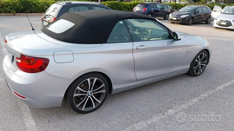 Usata BMW 220 M Sport 190 CV (139 kW) 2015 Grigio Cabrio